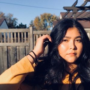 Meet your Posher, Sandy